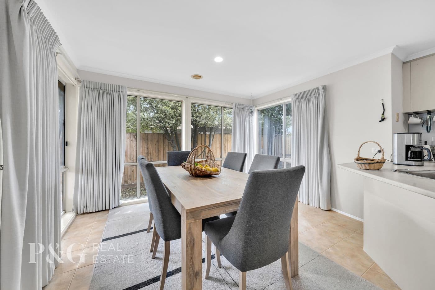 11 Norma Cl, Narre Warren South - Thumbnail 3