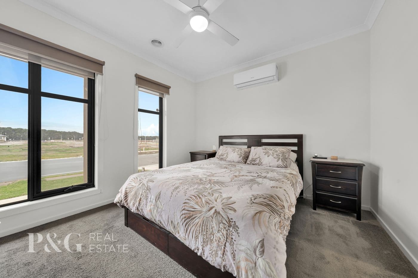 32 Bonza Circuit, Clyde North - Thumbnail 7
