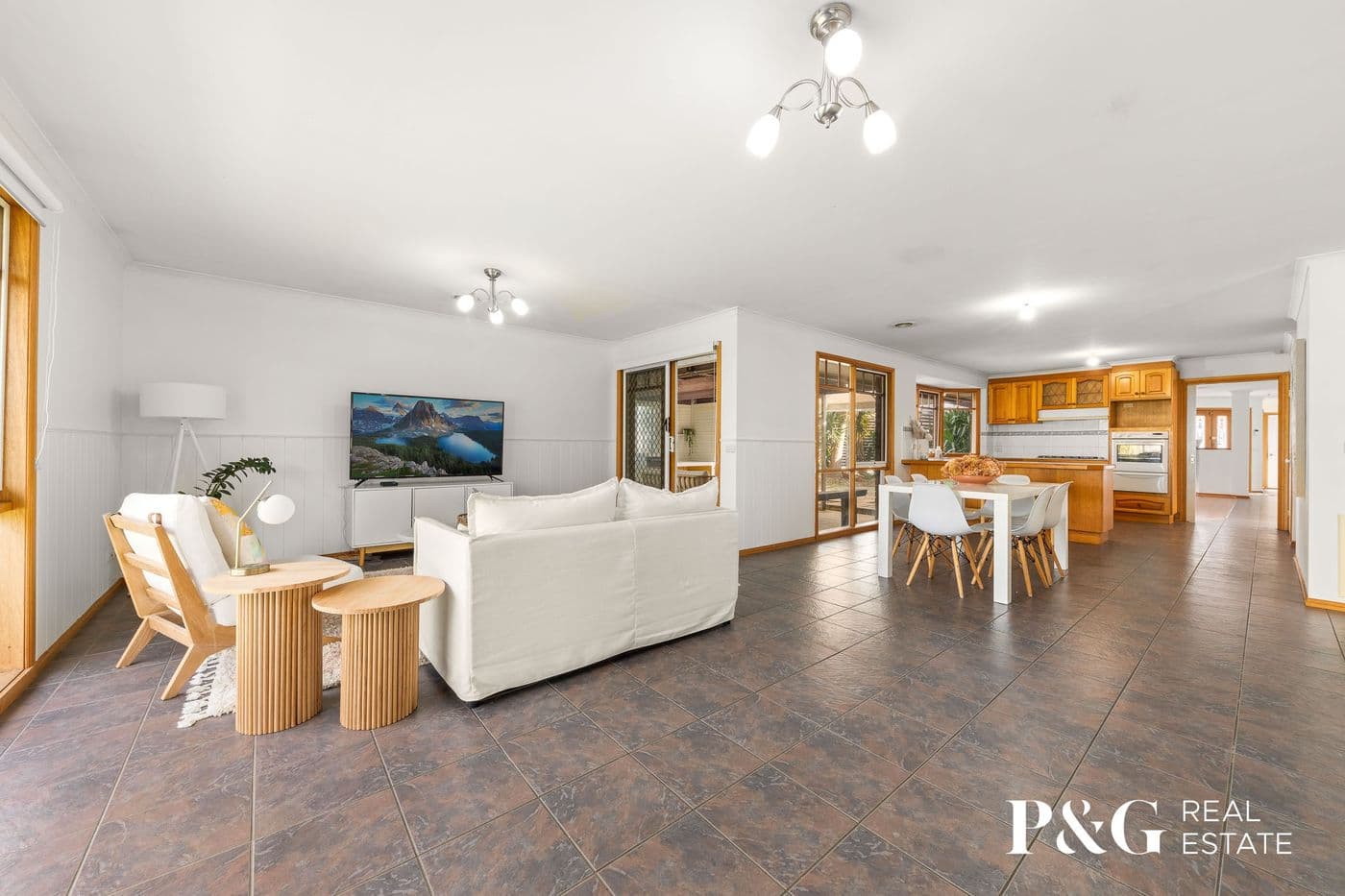 5 Grantley Close, Hampton Park - Thumbnail 3