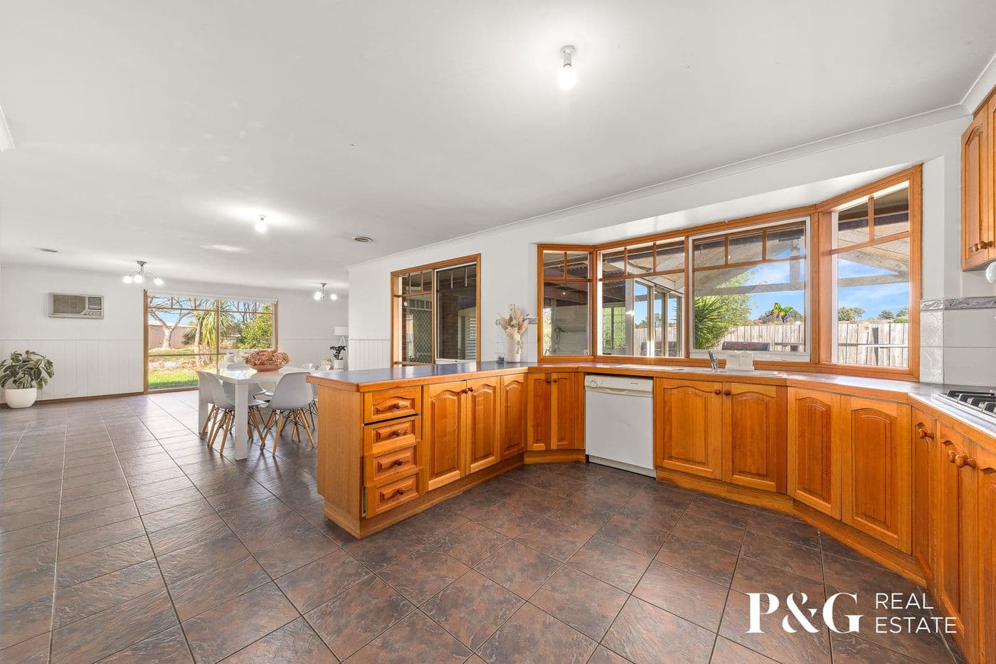 5 Grantley Close, Hampton Park - Thumbnail 5