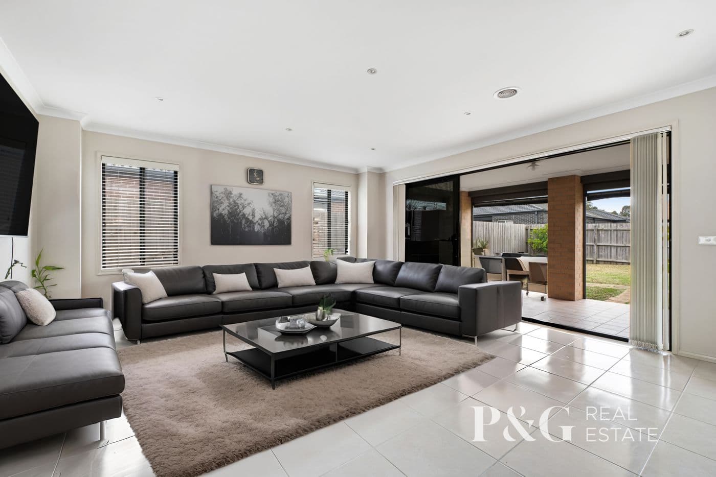 14 Avisha Way, Narre Warren - Thumbnail 2