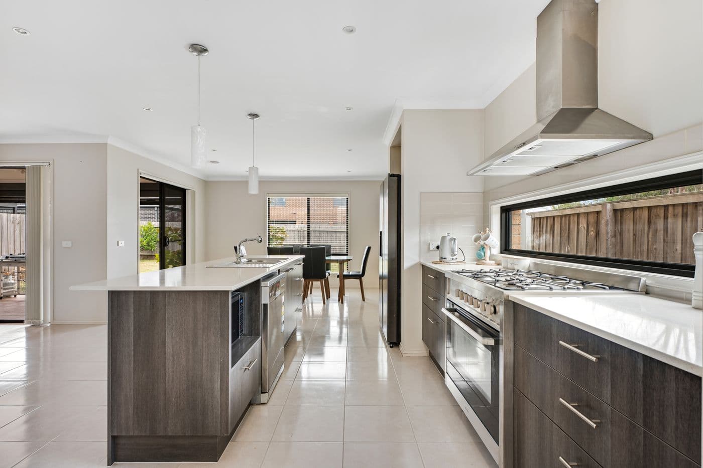 14 Avisha Way, Narre Warren - Thumbnail 4
