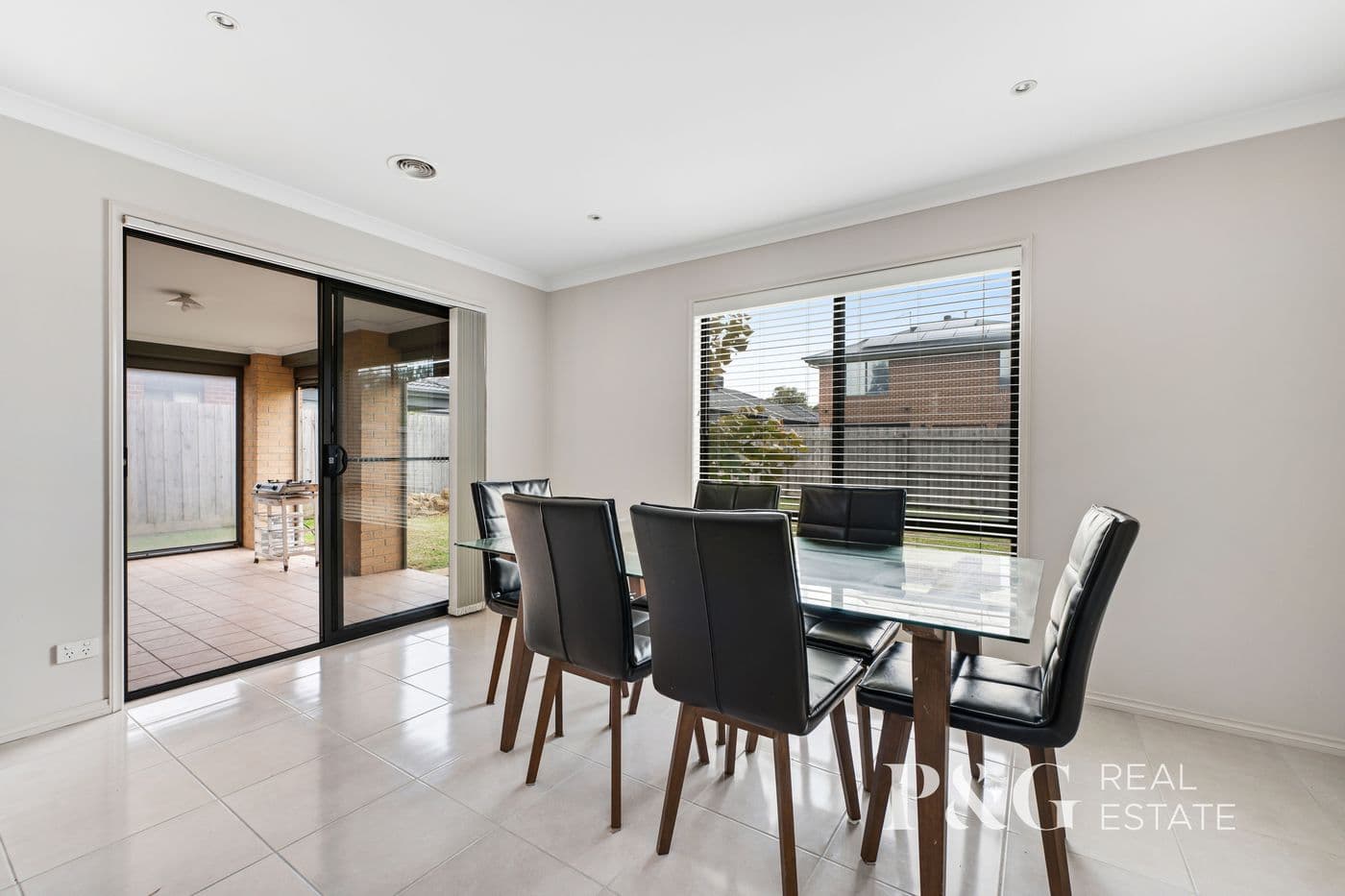 14 Avisha Way, Narre Warren - Thumbnail 8