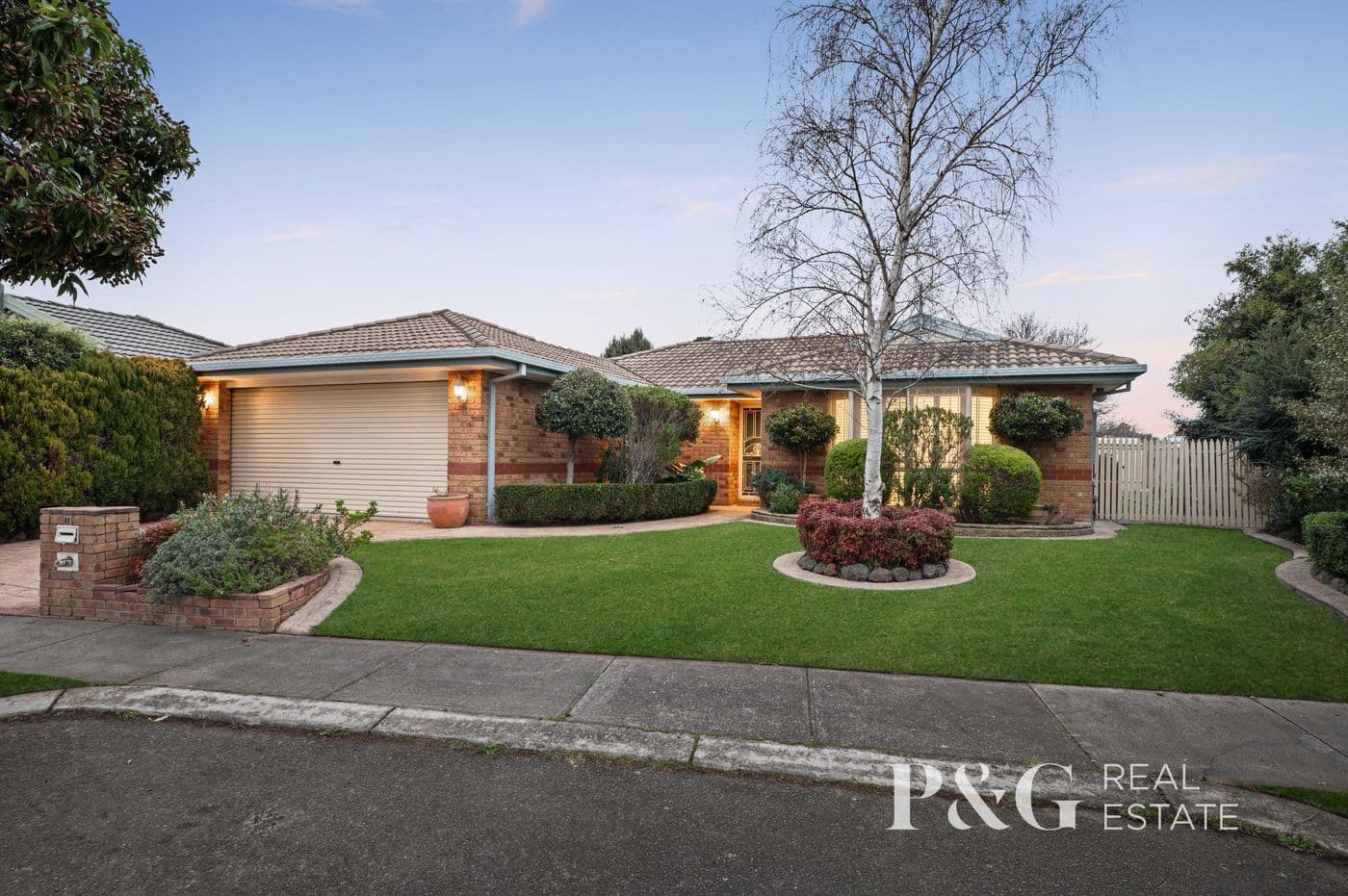 11 William Clarke Wynd, Narre Warren South - Image 1