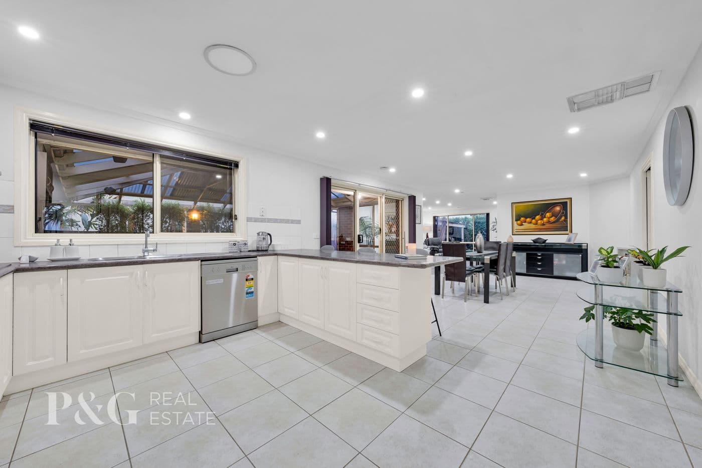 30 Grenfell Rise, Narre Warren South - Thumbnail 3