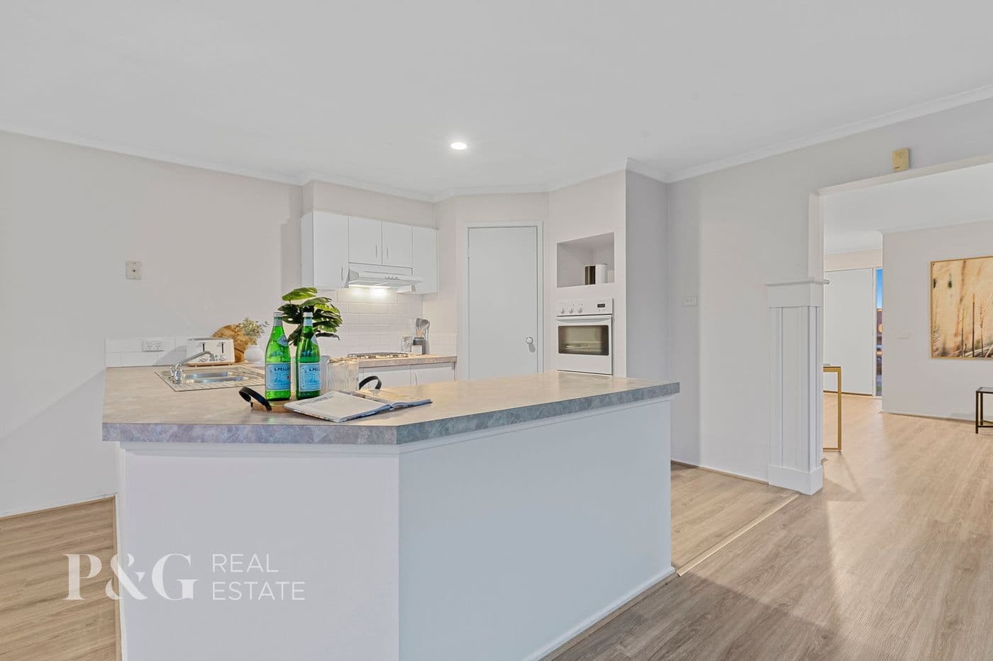 6 Lighthorse Crescent, Narre Warren South - Thumbnail 3