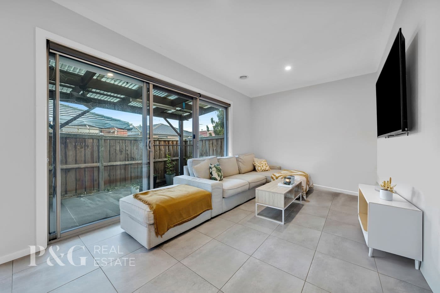 30 Aquatic Drive, Cranbourne West - Thumbnail 5