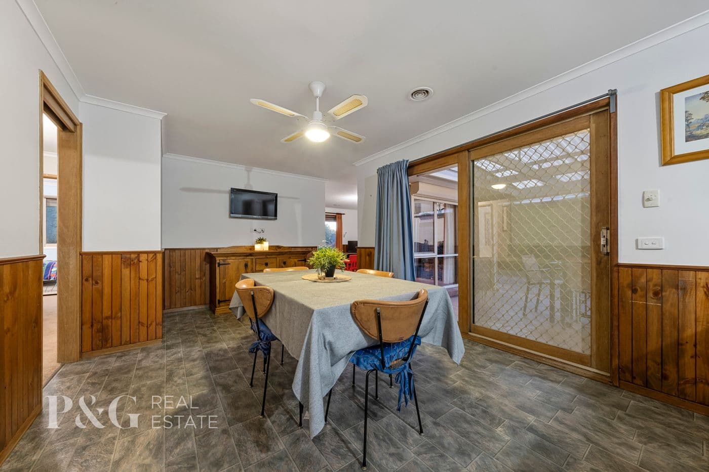 8 Dean Close, Narre Warren South - Thumbnail 4