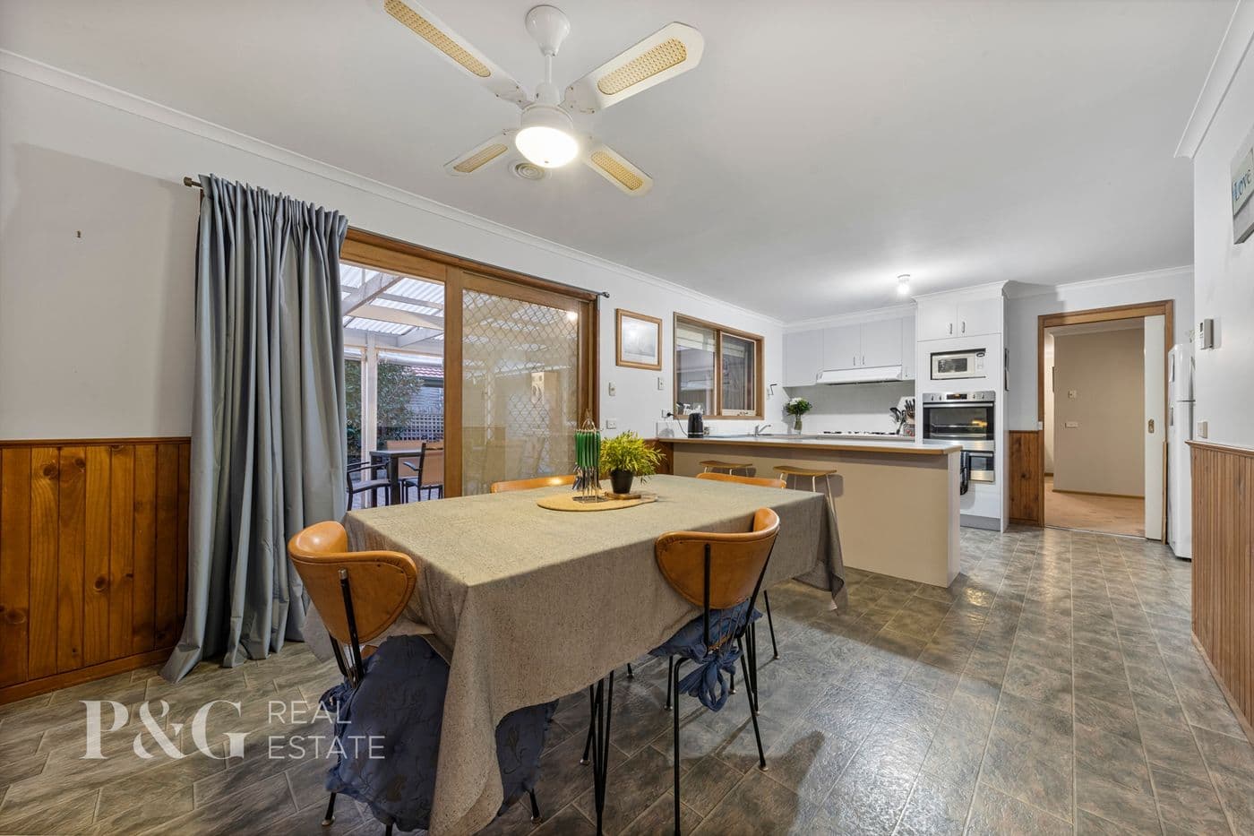 8 Dean Close, Narre Warren South - Thumbnail 5