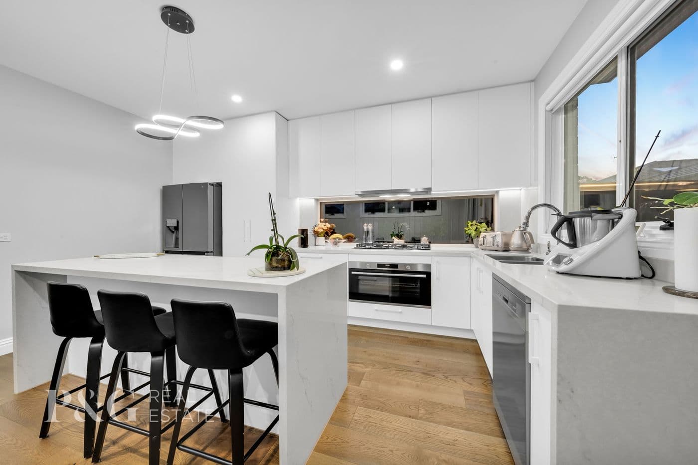 29 Vision Drive, Hampton Park - Image 1