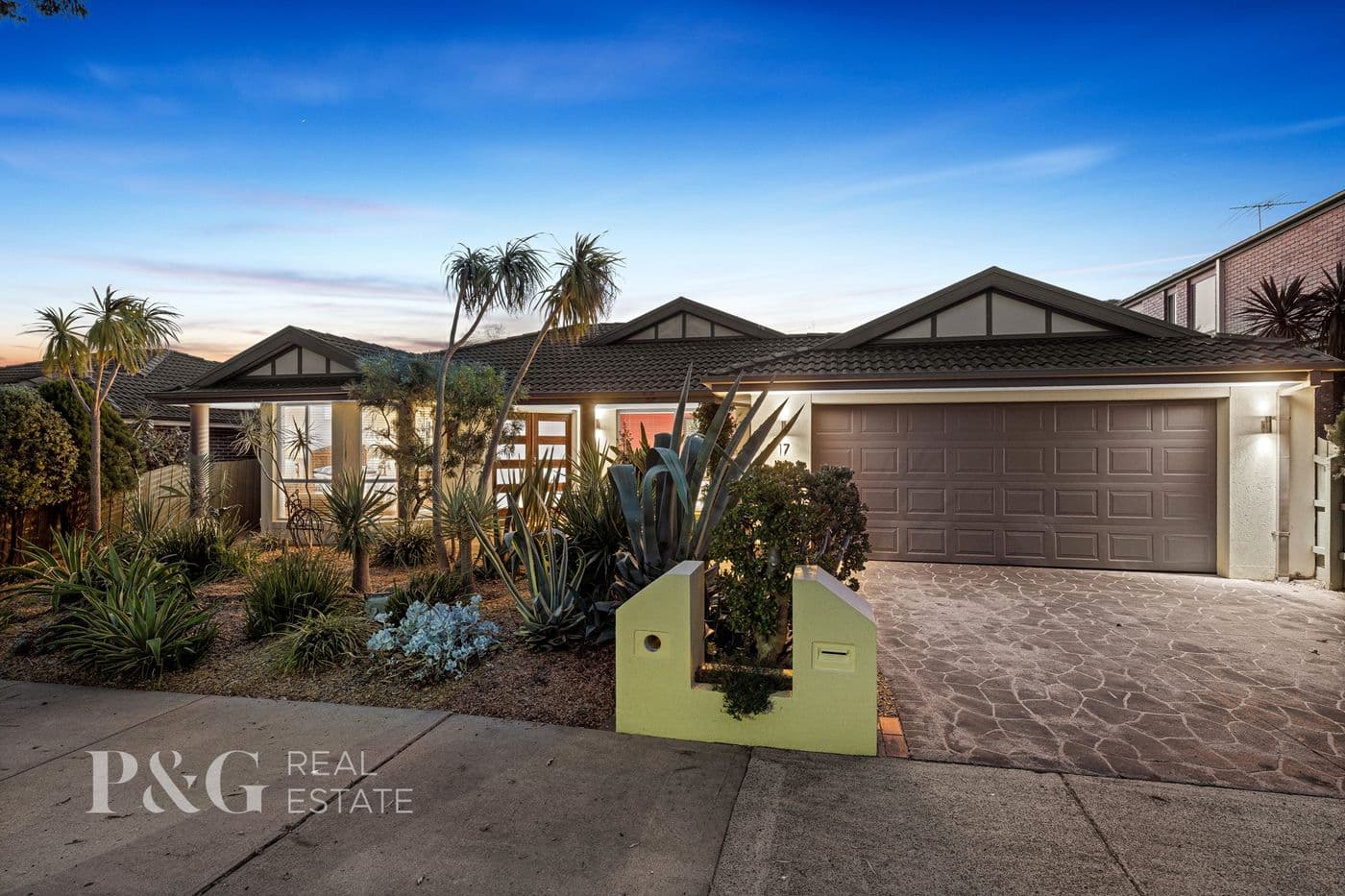 17 The Promenade, Narre Warren South - Image 1