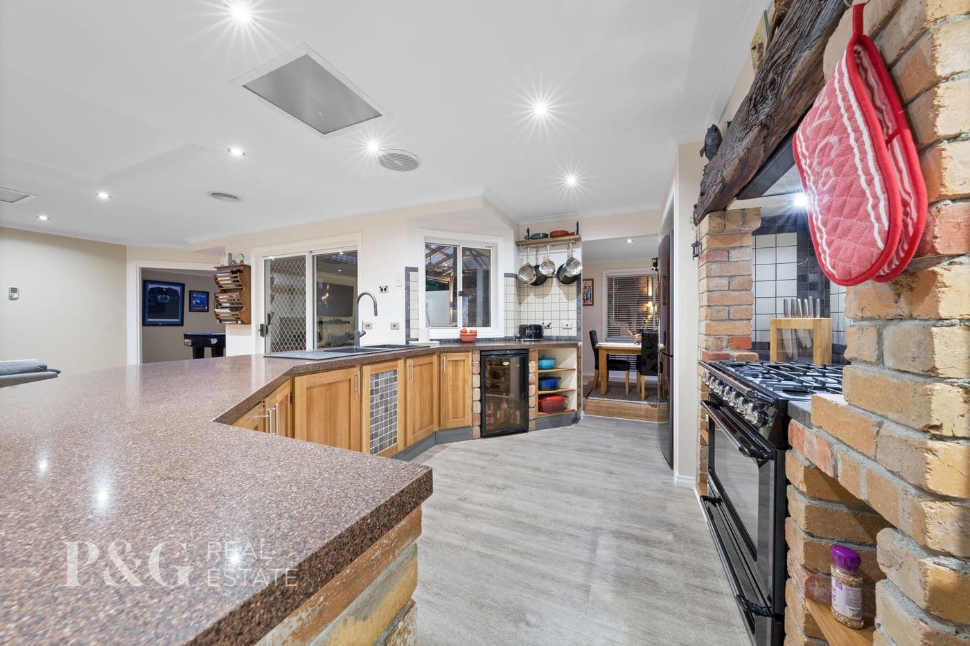 17 The Promenade, Narre Warren South - Thumbnail 8