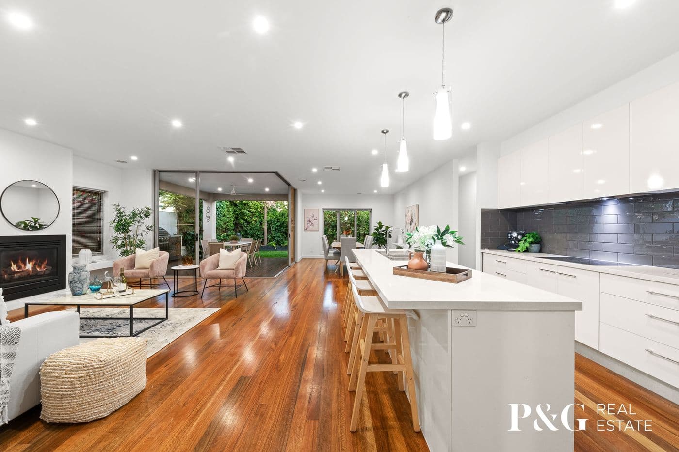 39 Olympus Crescent, Cranbourne West - Thumbnail 3