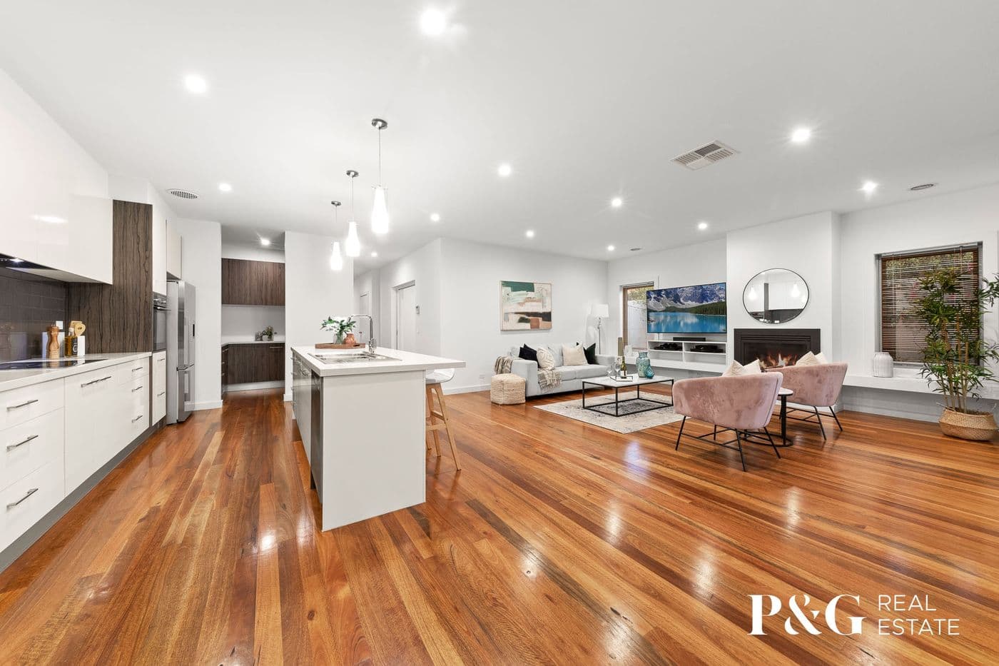 39 Olympus Crescent, Cranbourne West - Thumbnail 4