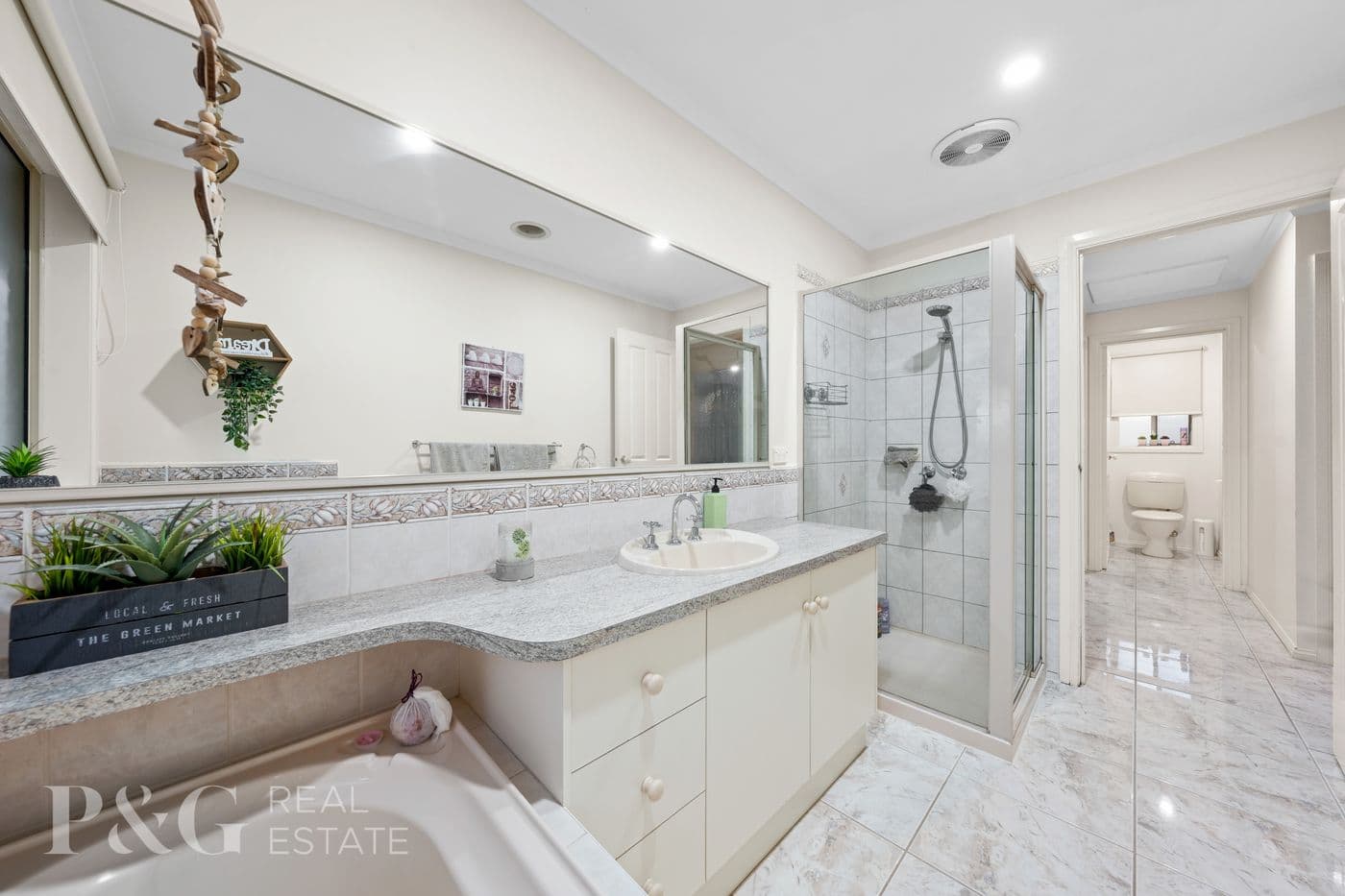 8 Lochard Terrace, Narre Warren South - Thumbnail 6