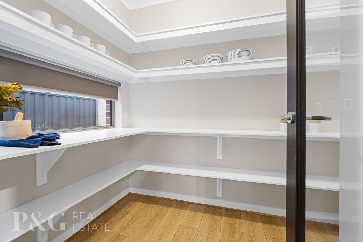 82 Glenrose Boulevard, Clyde North - Thumbnail 5