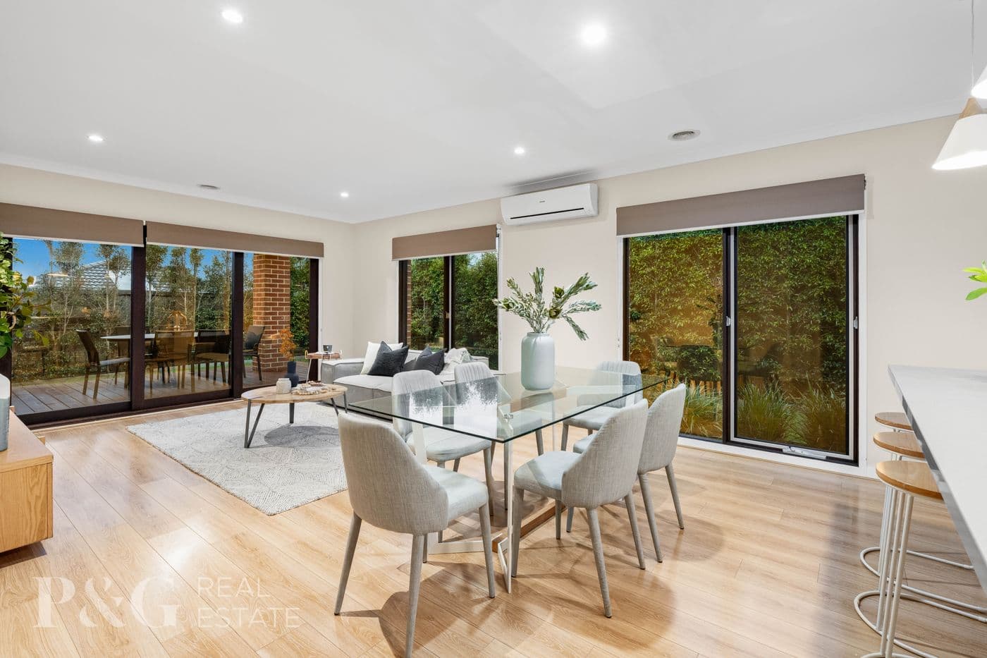 82 Glenrose Boulevard, Clyde North - Thumbnail 8