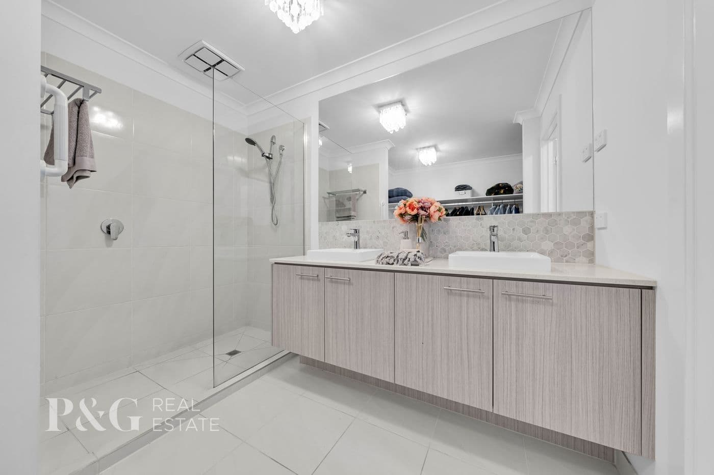 19 Meadowlea Crescent, Pakenham - Thumbnail 7