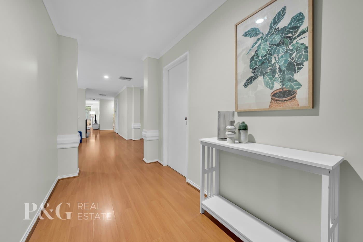 2 Dorchester Drive, Narre Warren South - Thumbnail 6