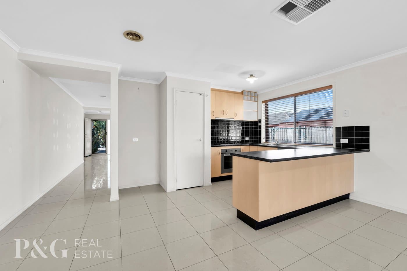 25 Vert Avenue, Narre Warren South - Thumbnail 4