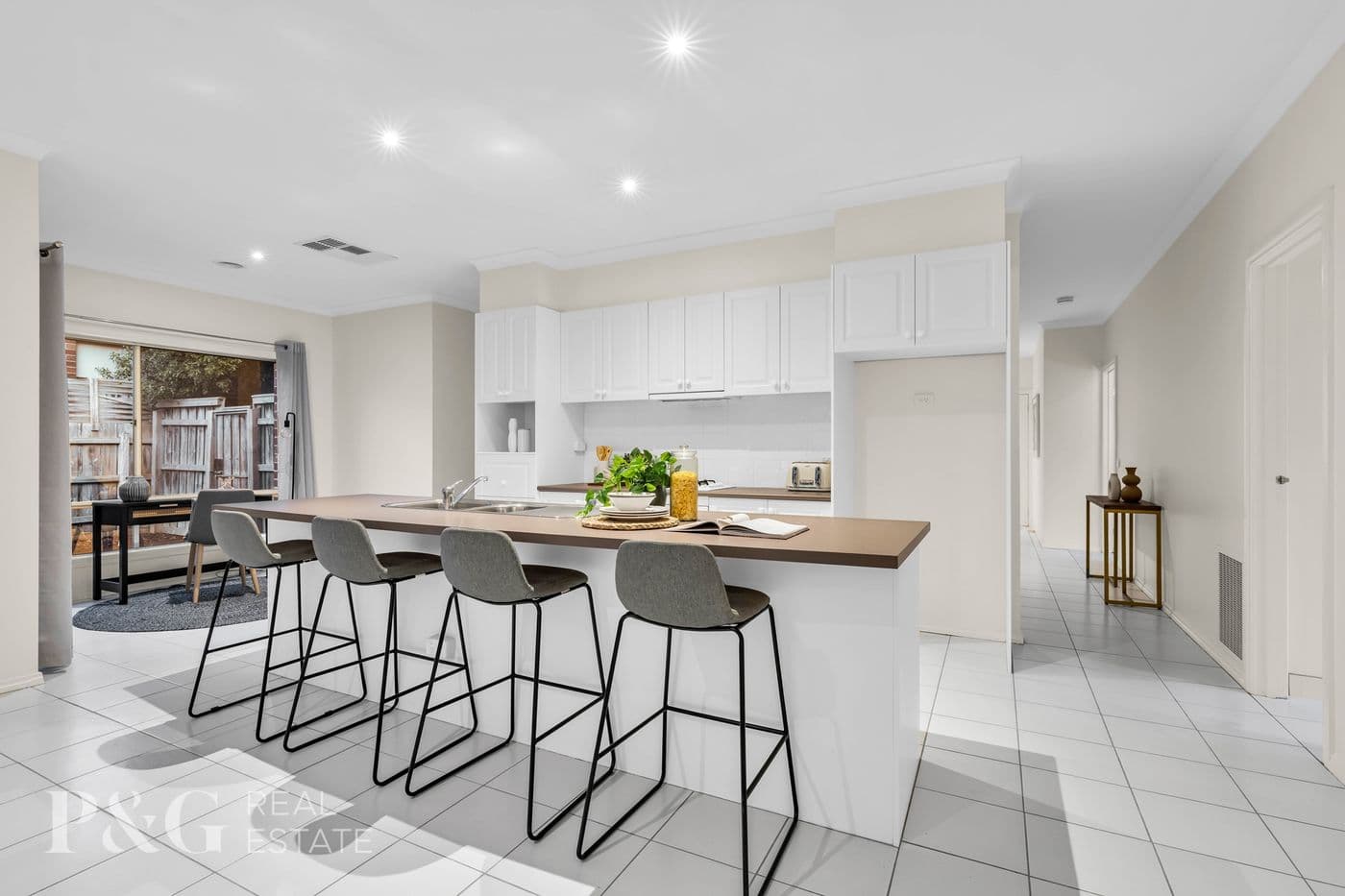 26 Golden Grove Drive, Narre Warren South - Thumbnail 4