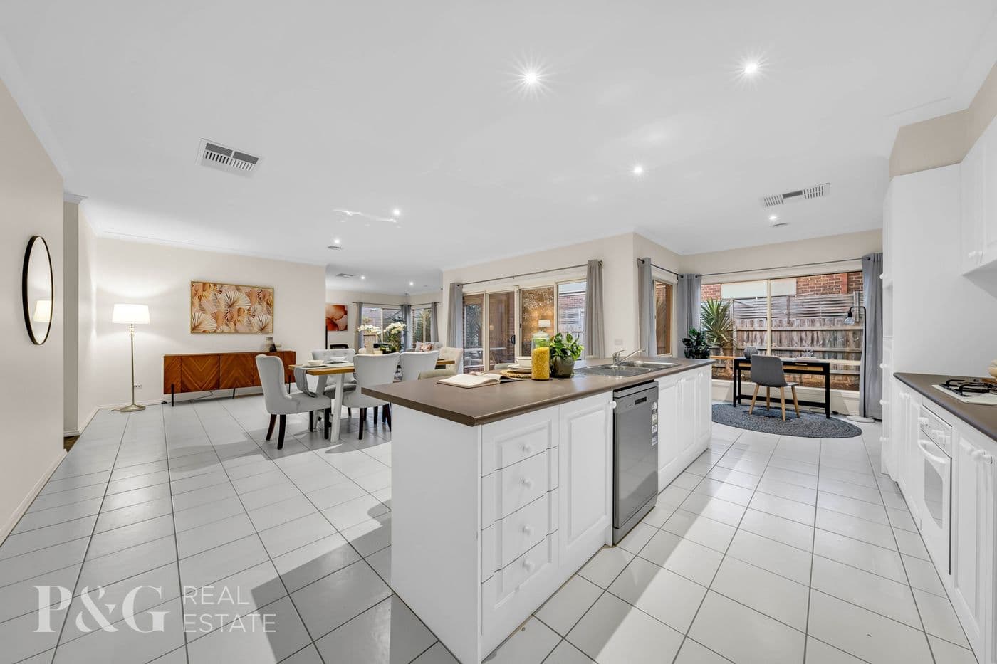26 Golden Grove Drive, Narre Warren South - Thumbnail 6
