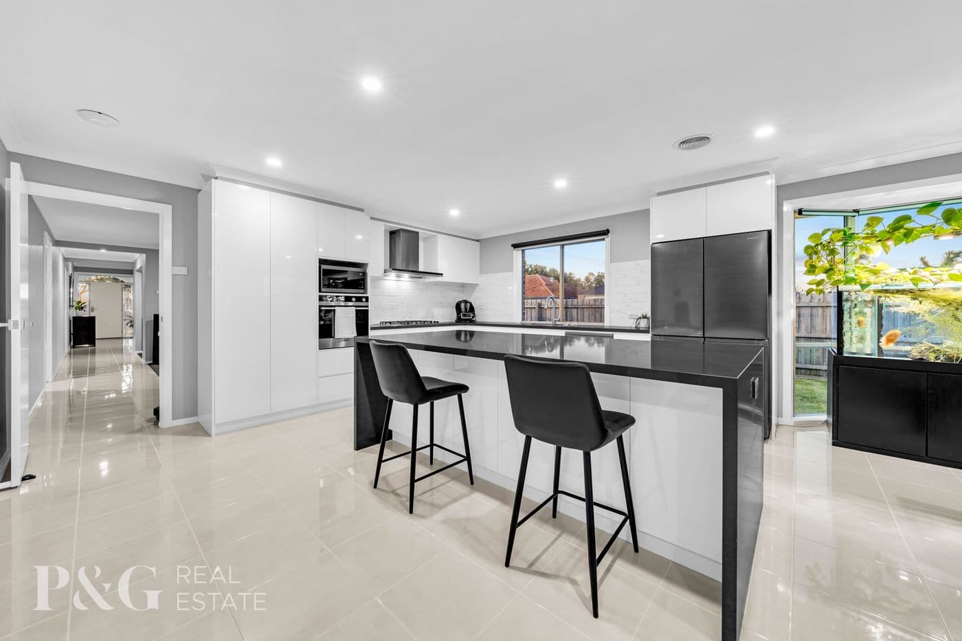 11 Hadley Circuit, Narre Warren South - Thumbnail 4