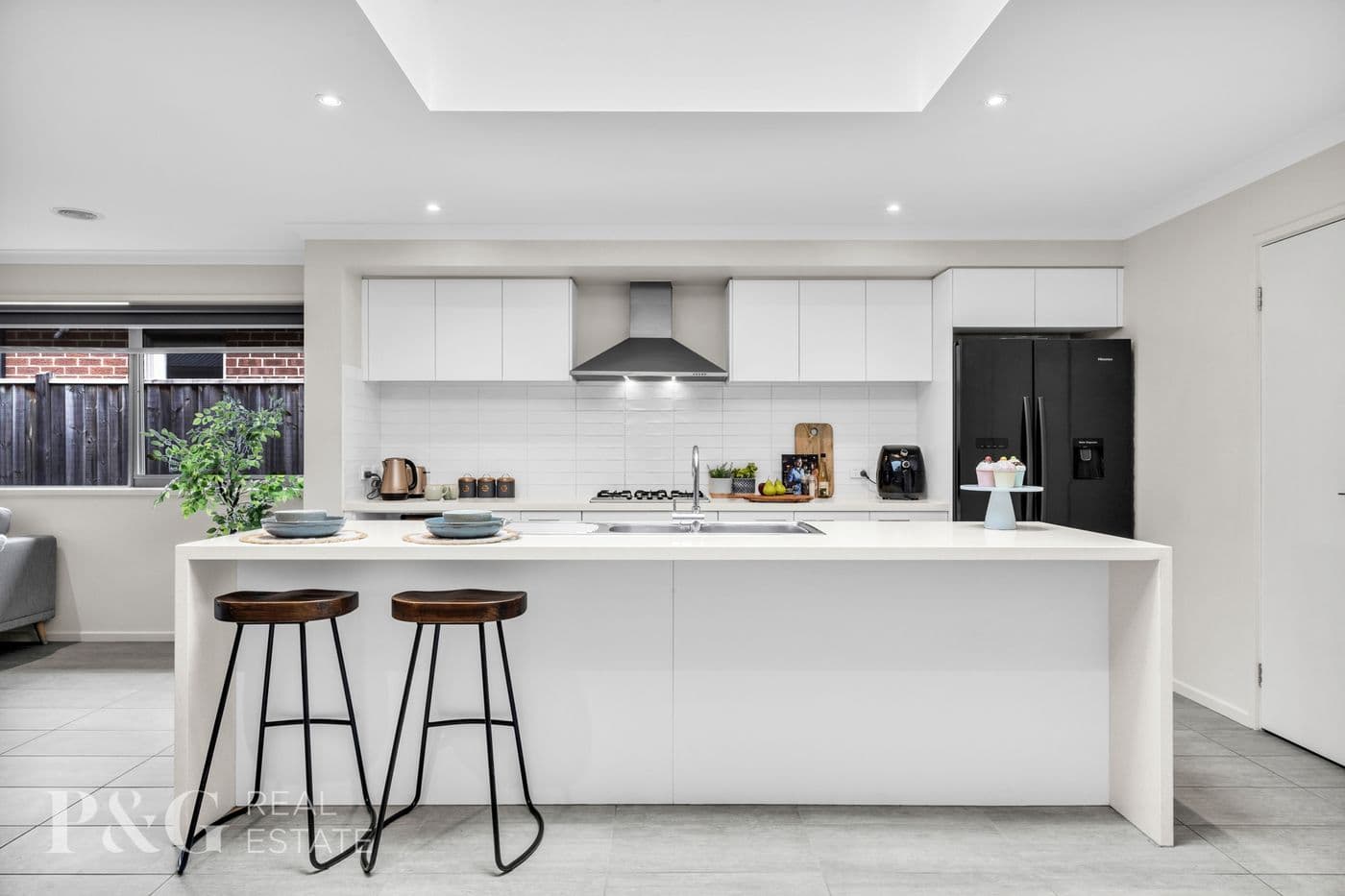 17 Prescott Drive, Cranbourne North - Thumbnail 2