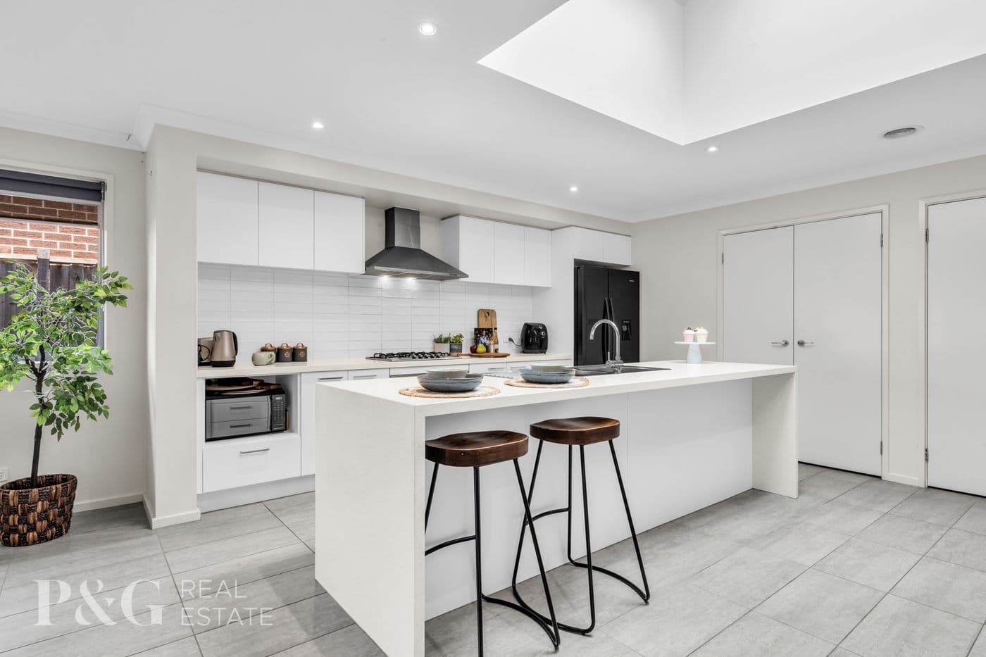 17 Prescott Drive, Cranbourne North - Thumbnail 3