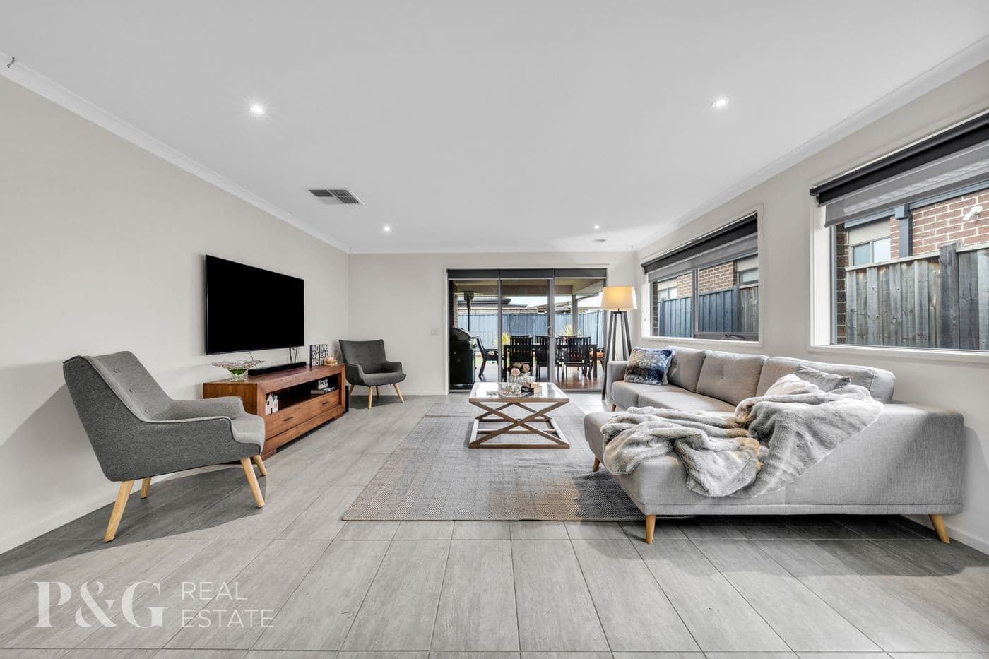 17 Prescott Drive, Cranbourne North - Thumbnail 8