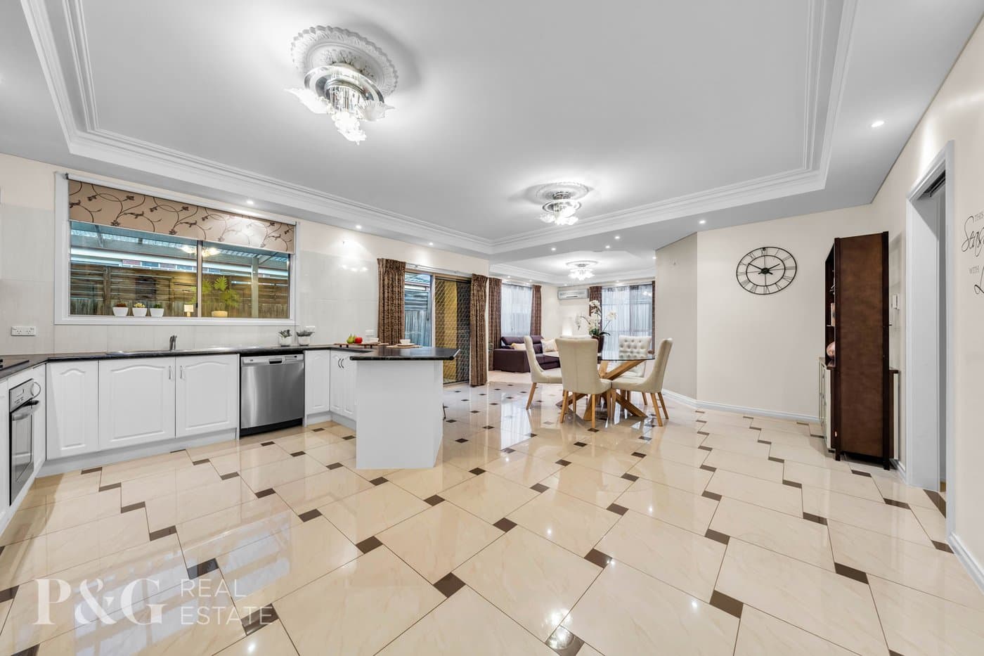 12 Rochford Place, Narre Warren South - Thumbnail 3