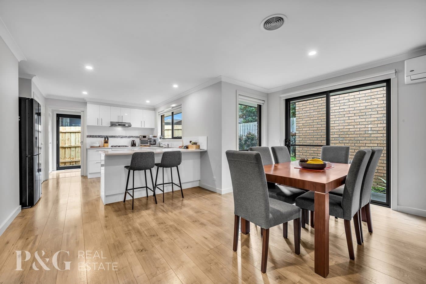 48A Sweeney Drive, Narre Warren - Thumbnail 2