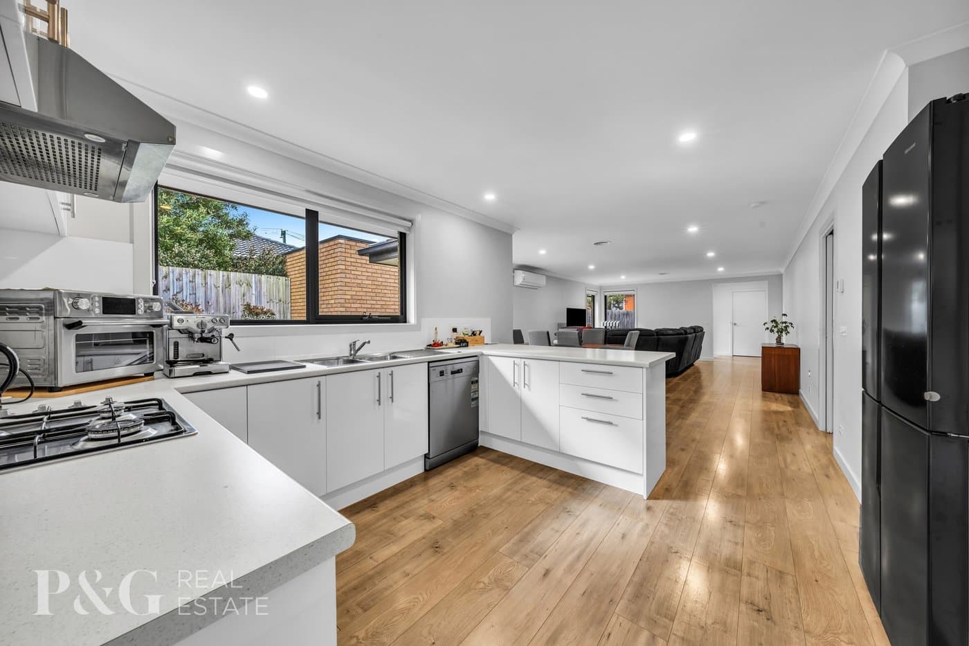 48A Sweeney Drive, Narre Warren - Thumbnail 4