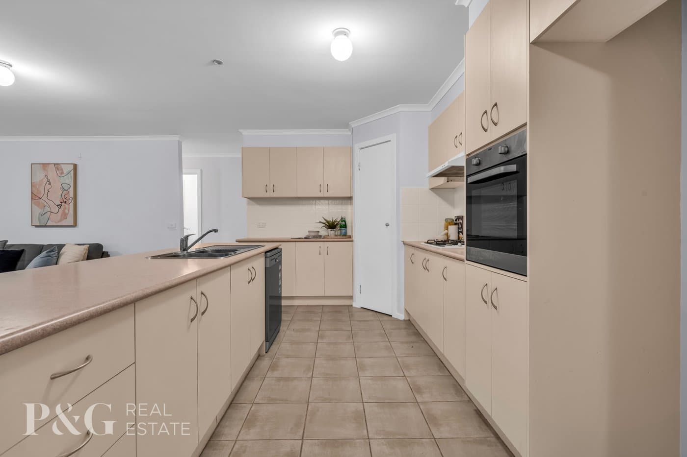 7 Palais Close, Narre Warren South - Thumbnail 5