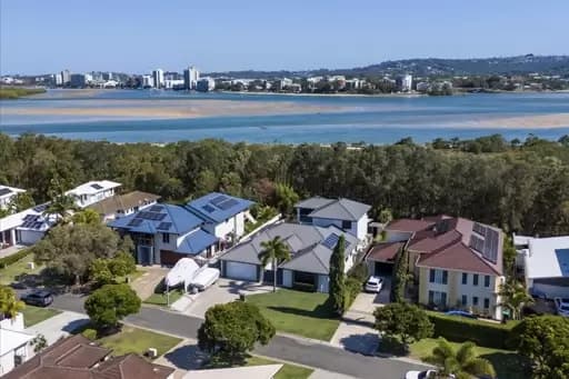 Twin Waters, Twin Waters - Image 1