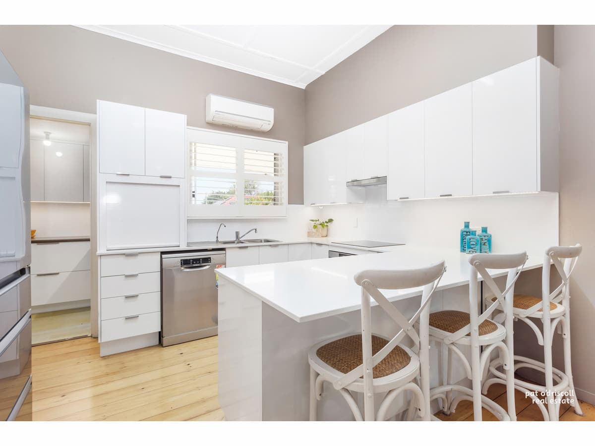 26 Medcraf Street, Park Avenue QLD, Park Avenue - Thumbnail 2