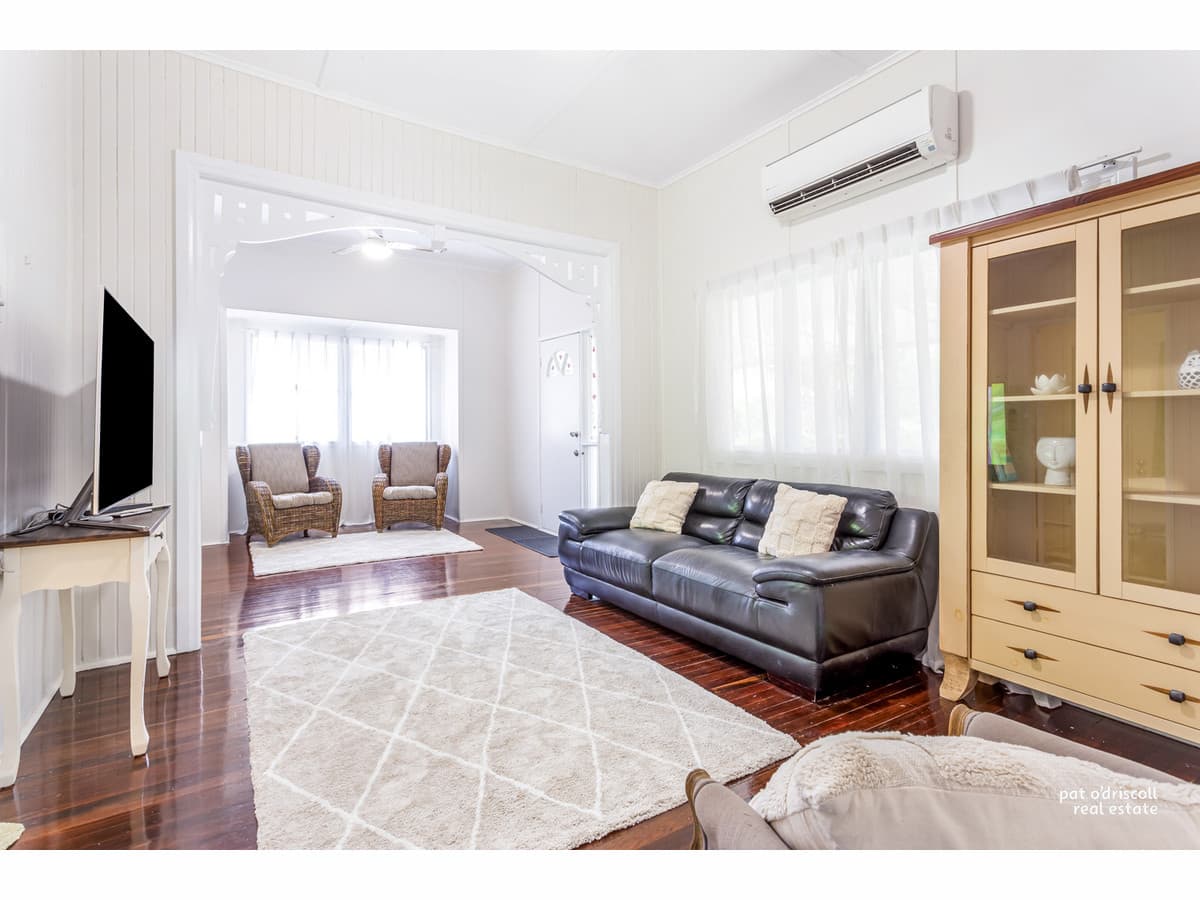 202 Agnes Street, The Range QLD, The Range - Thumbnail 3