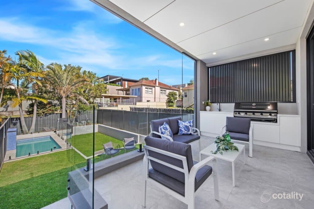 Blakehurst45 Hatfield Street, Blakehurst45 Hatfield Street - Thumbnail 2