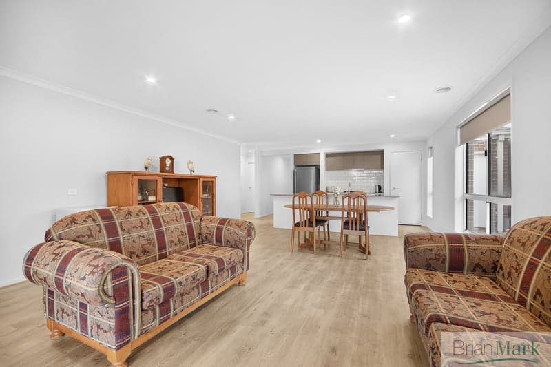 6 Woodstock Drive, Eynesbury - Thumbnail 6