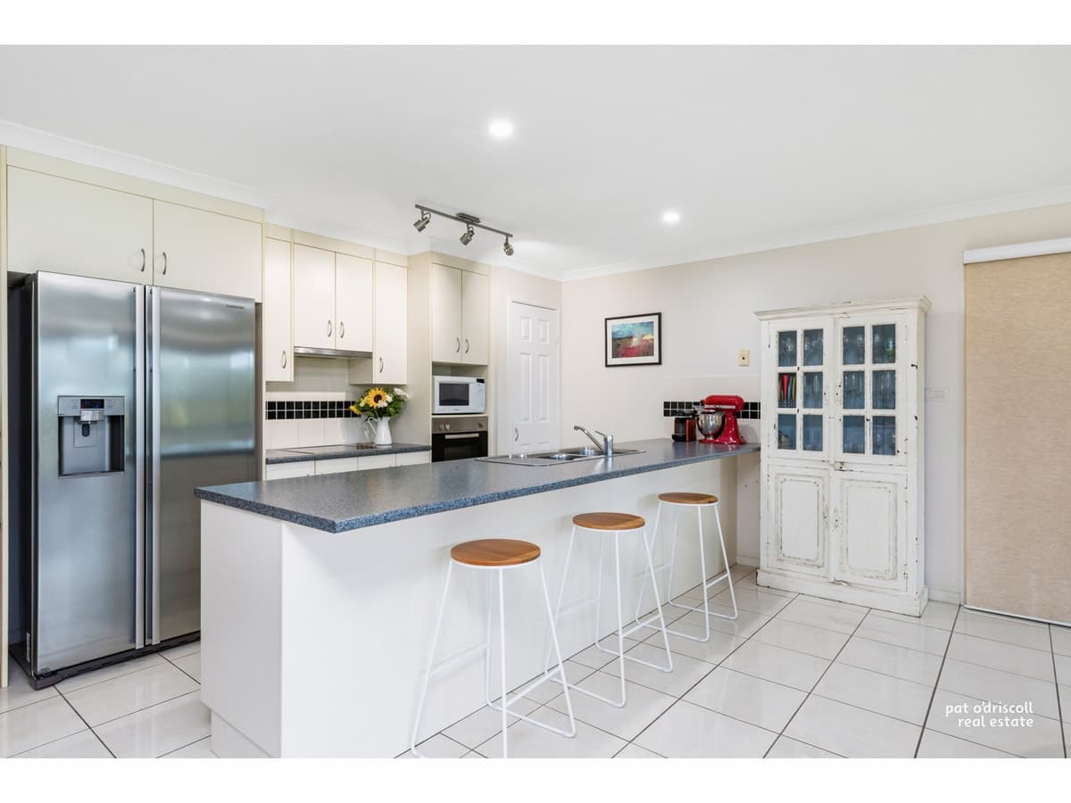22 Stirling Drive, Rockyview QLD, Rockyview - Thumbnail 2