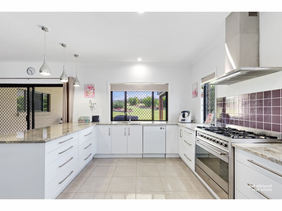 4 Wexford Court, Rockyview QLD, Rockyview - Thumbnail 2