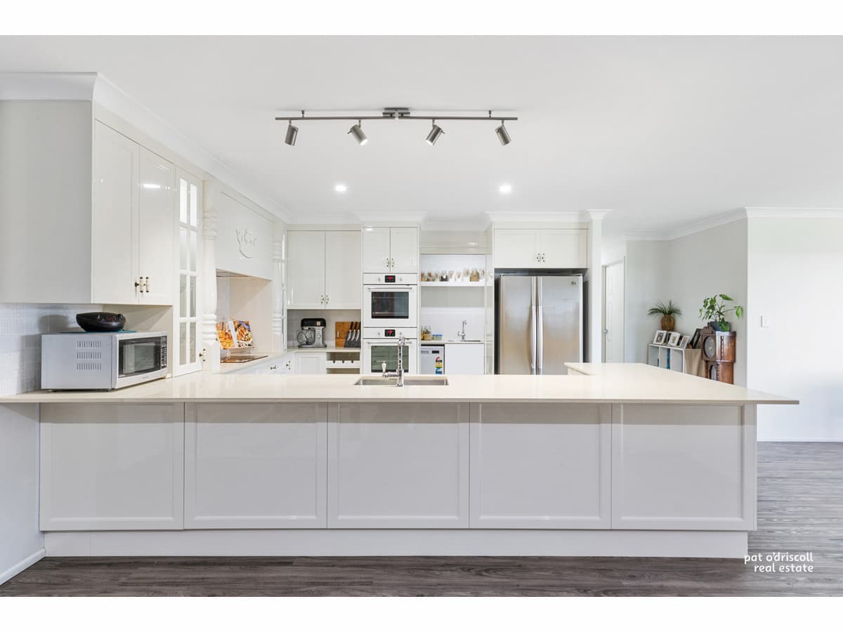 38 Bellbird Drive, Parkhurst QLD, Parkhurst - Thumbnail 2