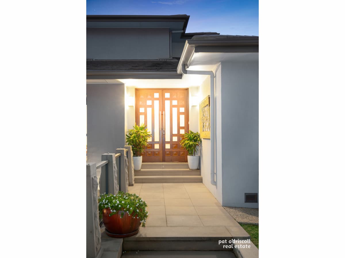 11 Murlay Avenue, Frenchville QLD, Frenchville - Thumbnail 2