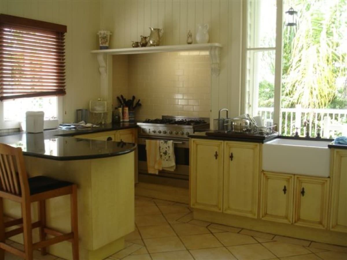 99 Cambridge Street, The Range QLD, The Range - Thumbnail 2