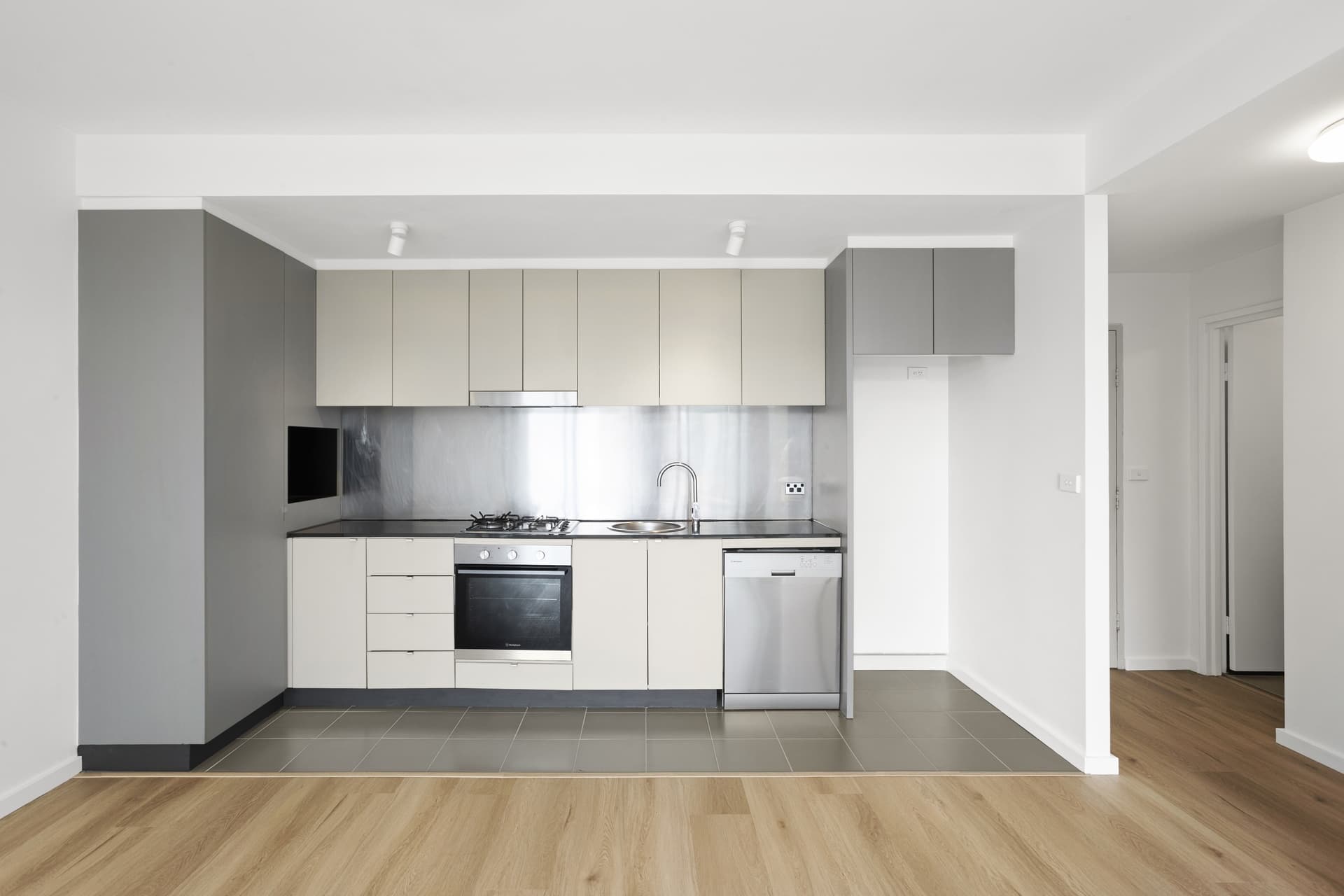 312/5 Queen Street, Rosebery - Thumbnail 4