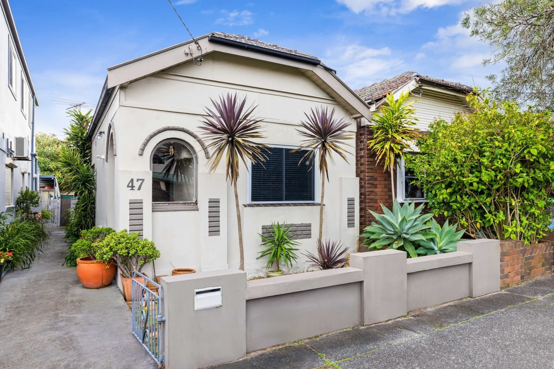 47 Robinson Street, Eastlakes - Image 1