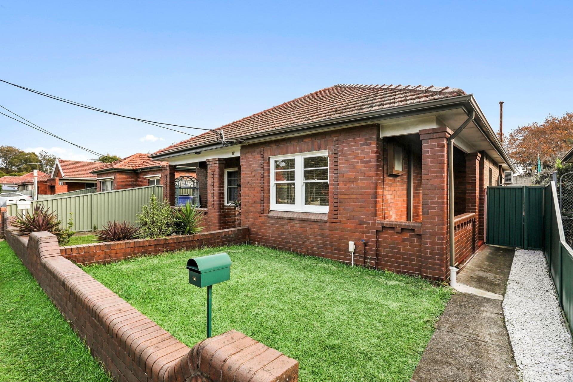 14 Walker Avenue, Mascot - Image 1