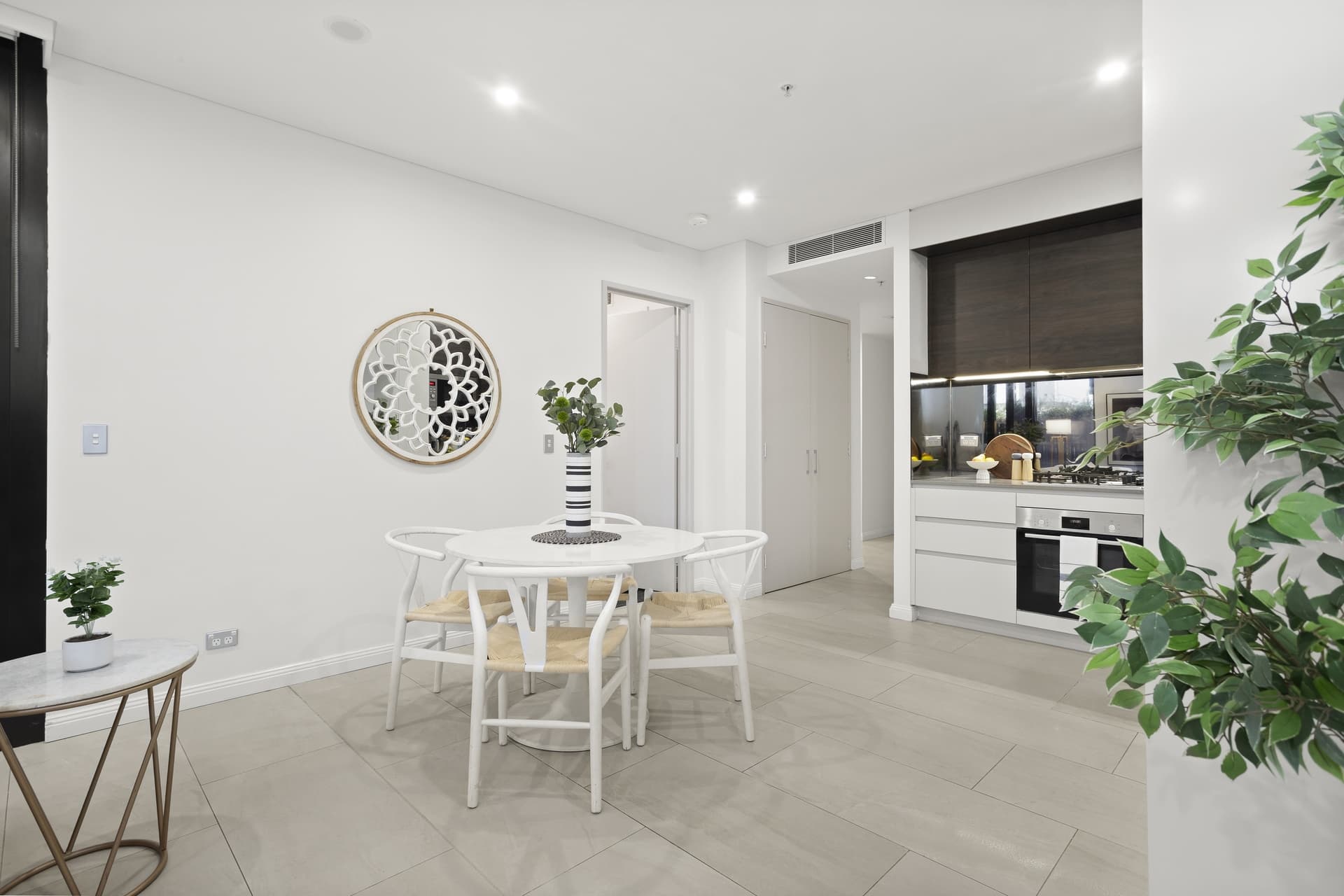 30/126 Banks Avenue, Eastgardens - Image 1