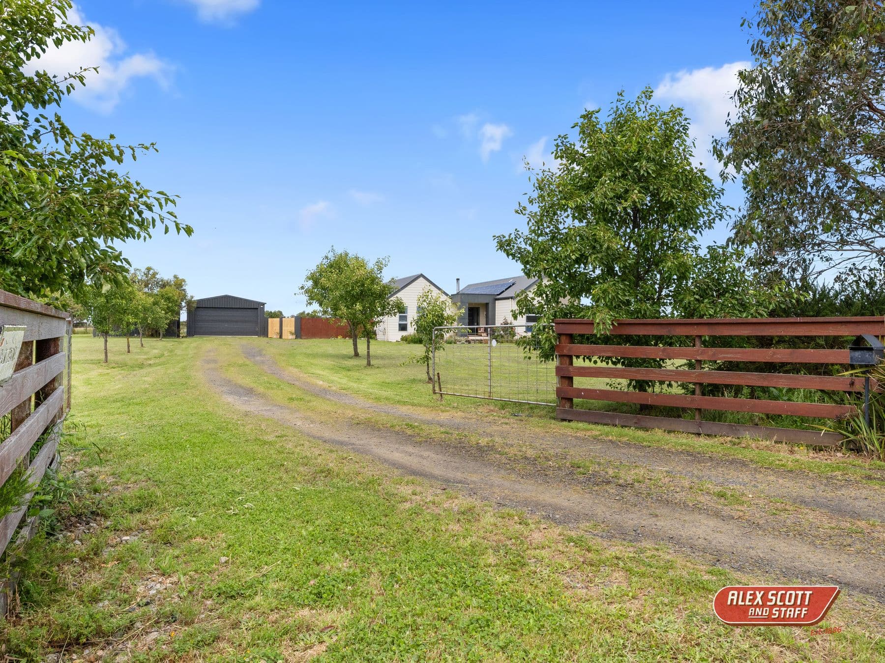 46 Lynnes Road, St Clair, St Clair - Thumbnail 2