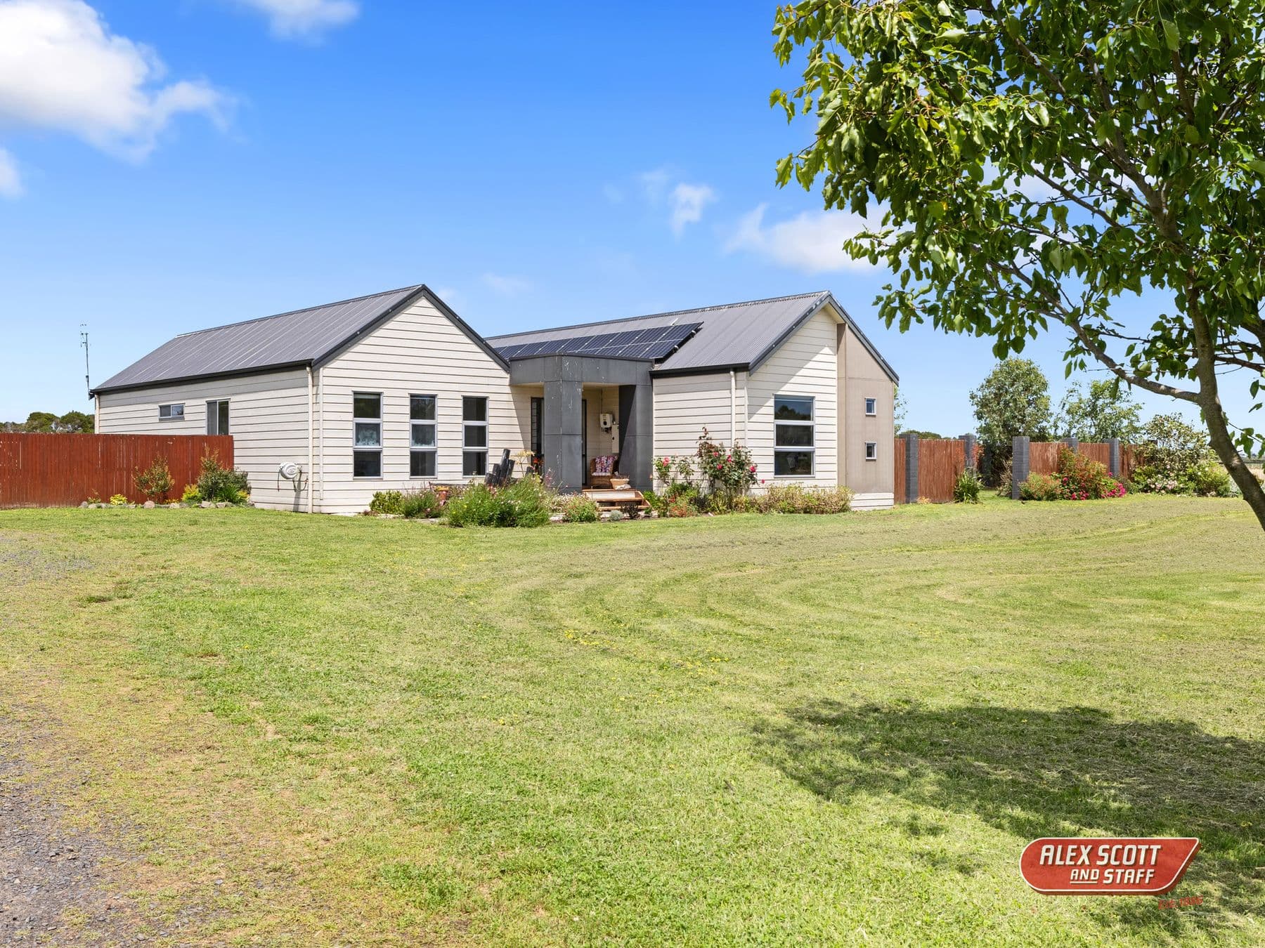 46 Lynnes Road, St Clair, St Clair - Thumbnail 3